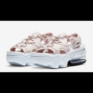 Nike Woman’s Air Max Sandal Barely Rose